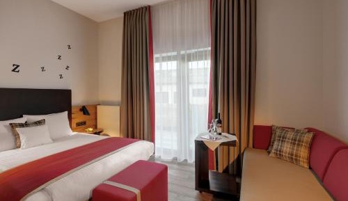 Triple Room with Terrace