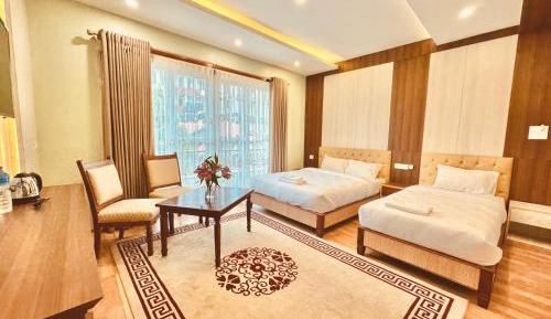 Triple Room with City View