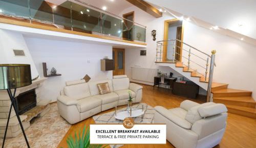 Three-Bedroom Holiday Home 