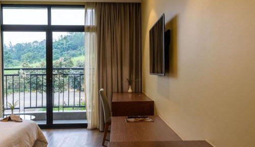Standard Room with Lake View