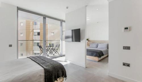 Superior Apartment with Balcony