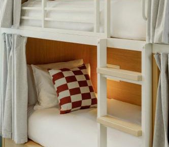 Shared Suite - 8 Bed