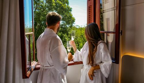 King Suite with Spa Bath