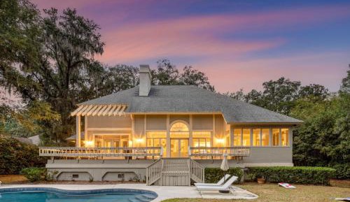 Six-Bedroom House