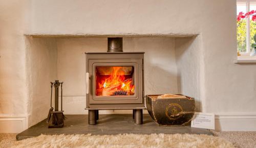 Three-Bedroom Holiday Home 