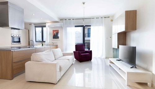 Three-Bedroom Apartment with Balcony