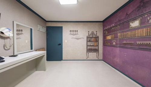Double Room 9