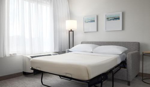 King Studio with Sofa Bed