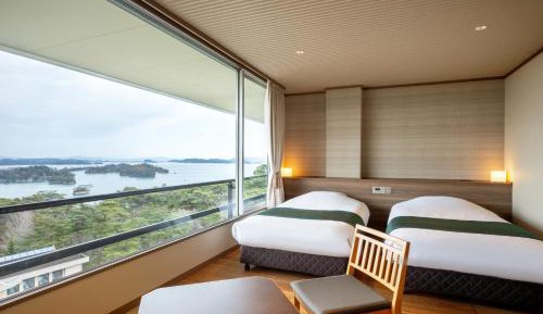 Family Room with Sea View