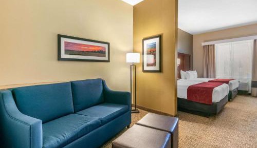 Queen Suite with Two Queen Beds - Non-Smoking