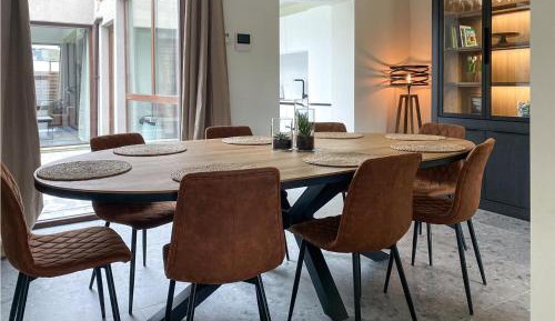 Four-Bedroom Holiday Home