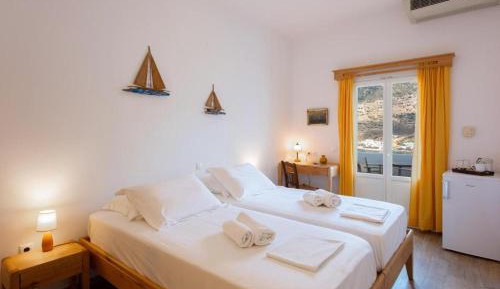 Standard Double Room with Partial Sea View