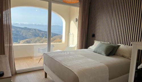 Double Room with Balcony and Sea View