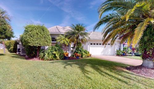 Four bedroom holiday home 