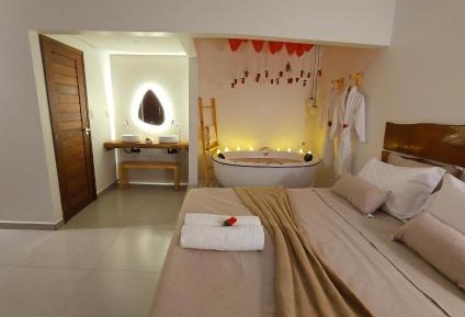 Deluxe Double Room with Bath