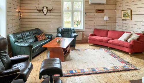 Four-Bedroom Holiday Home