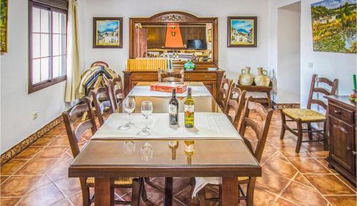 Five-Bedroom Holiday Home