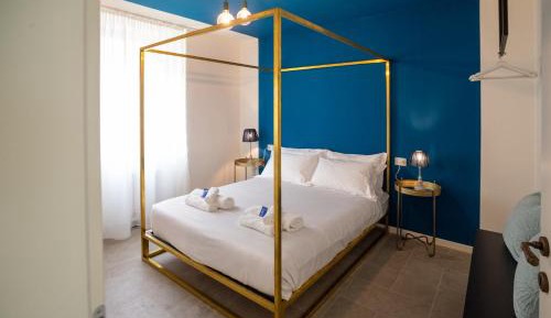 One-Bedroom Deluxe Apartment