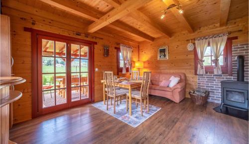 One-Bedroom Holiday Home