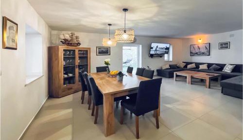 Two-Bedroom Holiday Home