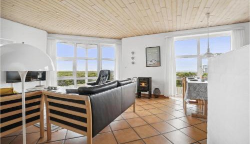 Four-Bedroom Holiday Home
