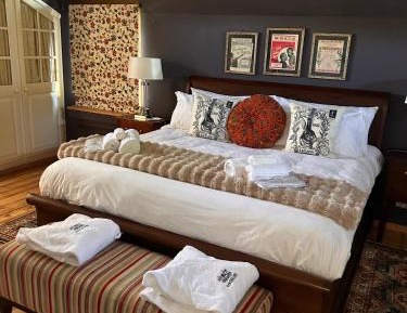 King Room with Garden View