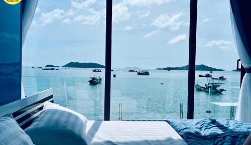 Double Room with Balcony and Sea View