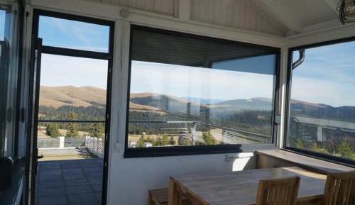 Suite with Mountain View
