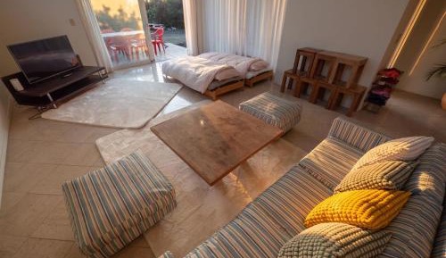 One-Bedroom Villa