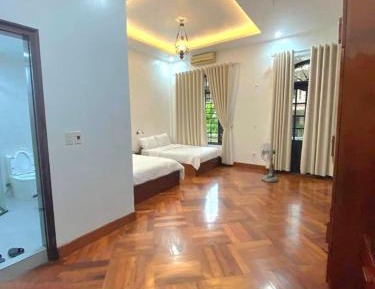 Superior Family Room