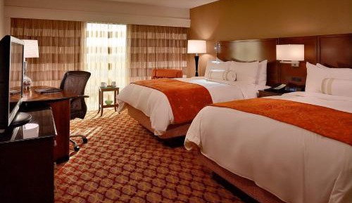 Queen Room with Two Queen Beds - Non-Smoking