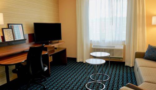 King Studio with Sofa Bed and Roll-in Shower - Mobility and Hearing Accessible