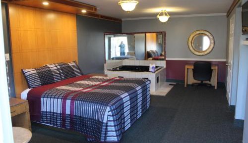 King Room with Spa Bath