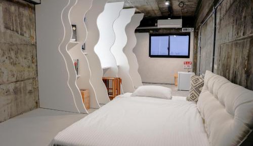 Twin Room with View