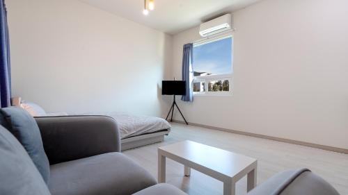 Studio 4