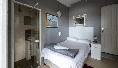 Budget Single Room