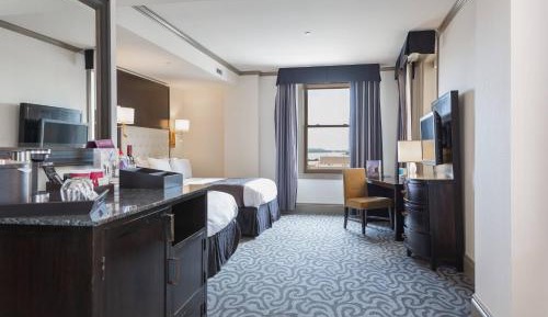 Standard Queen Room with Two Queen Beds