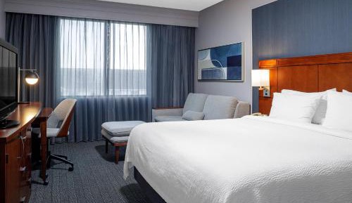 King Room with Sofa Bed