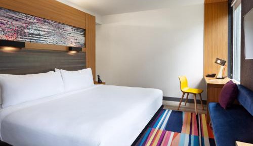 Guest Room, 1 King