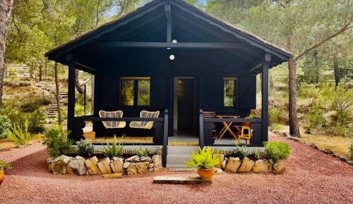 One-Bedroom Cabin