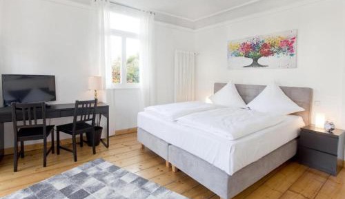 Triple Room with Private Bathroom