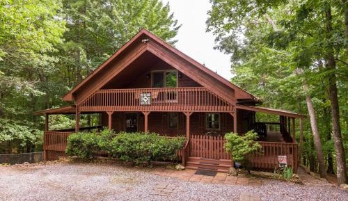 Four-Bedroom Holiday Home
