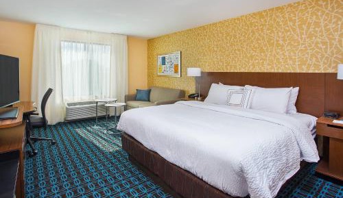 King Room with Sofa Bed