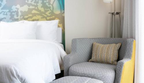 Guest room, 2 Queen, City view