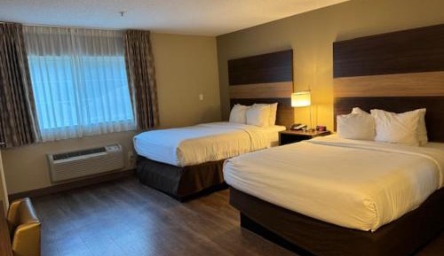 Queen Suite with Two Queen Beds - Non Smoking