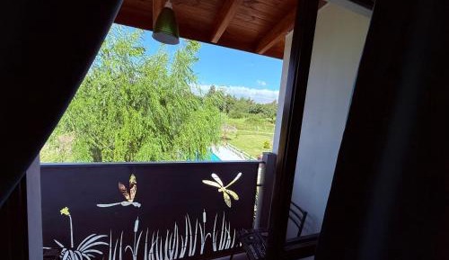 Standard Twin Room with Mountain View