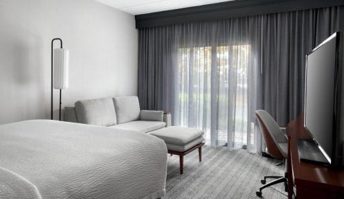 King Room with Sofa Bed