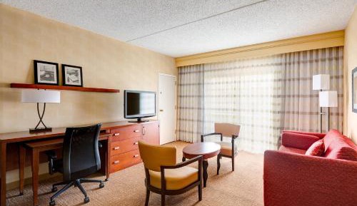 Standard Double Suite