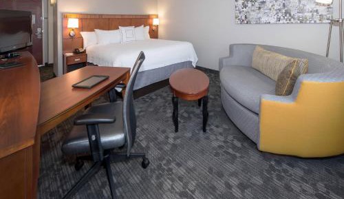 King Room with Sofa Bed
