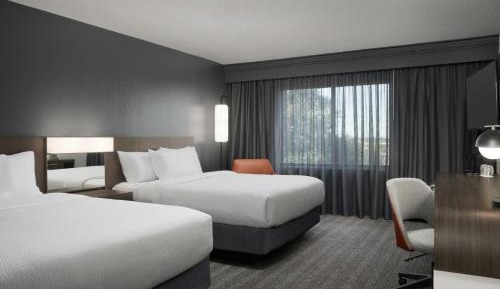 Queen Room with Two Queen Beds - Non-Smoking